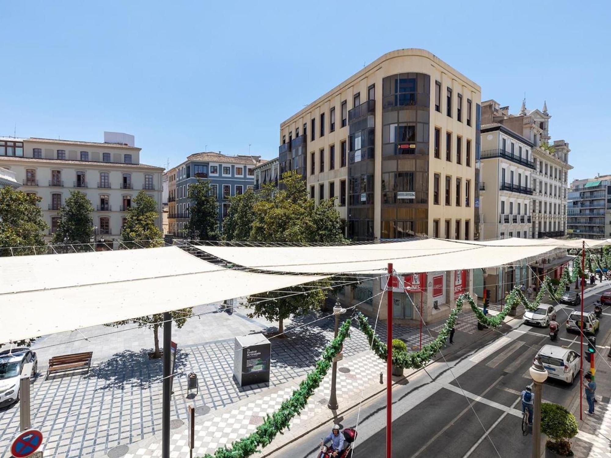 Chezmoihomes Town Hall Apartment Granada Bagian luar foto